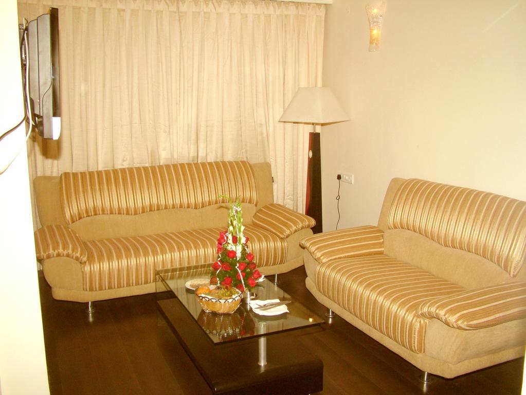 Hotel Grand Dhillon Bhilai Phòng bức ảnh